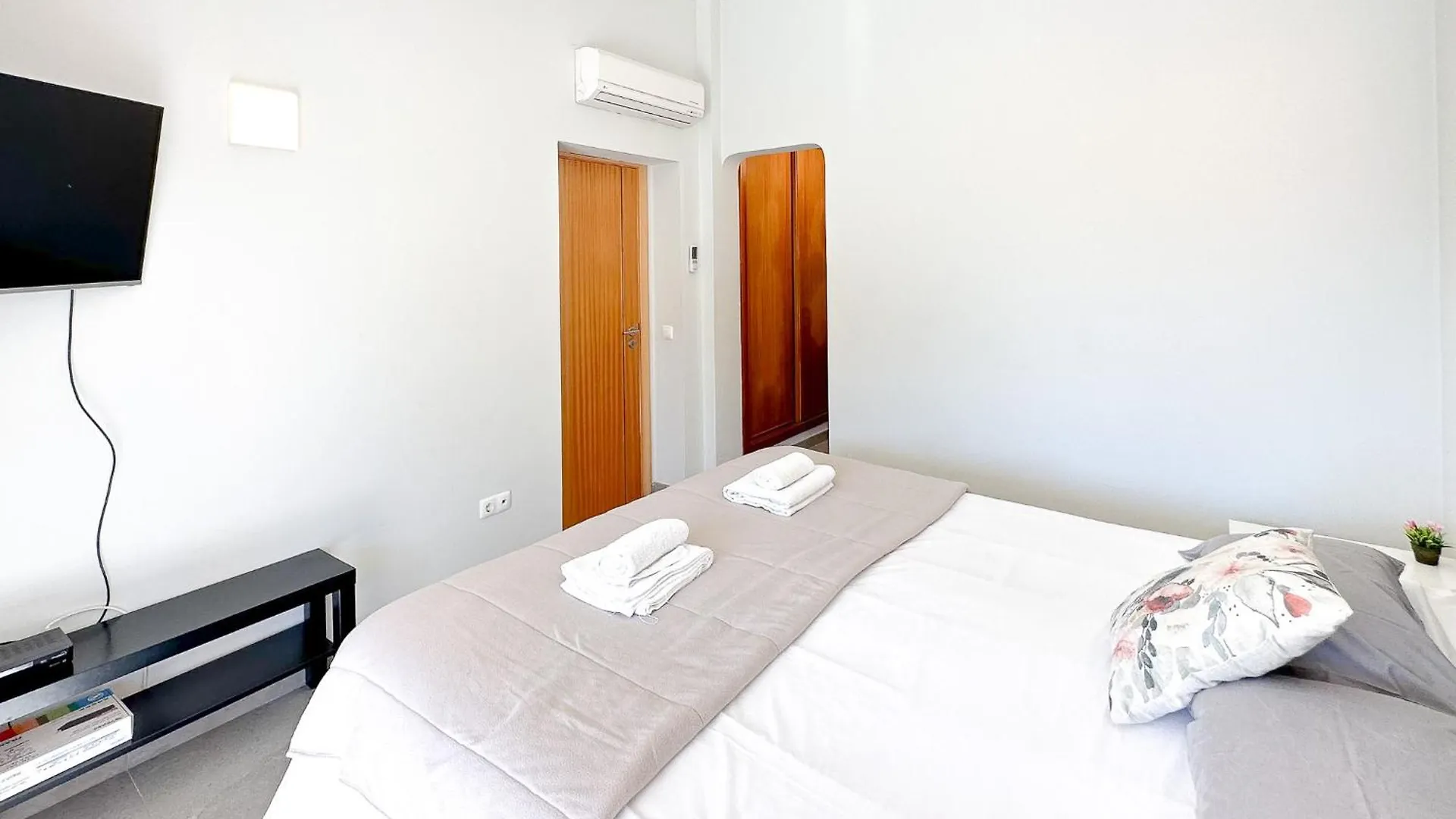 Villa Primavera Lagos 0*,